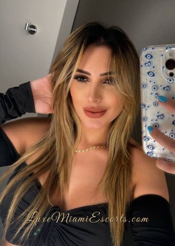 Selfie of beautiful Latina escort in Miami - Luisa